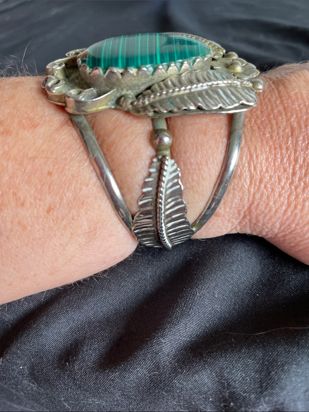 Sterling Silver Cuff Bracelet with Green Malachite Center- Adustable - Picture 7 of 9